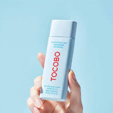 The TOCOBO Bio Watery Sun Screen (blue)