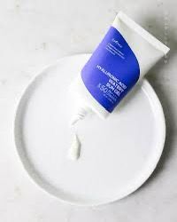 Isntree Hyaluronic Acid Watery Sun Gel, a moisturizing sunscreen with SPF 50+ PA++++